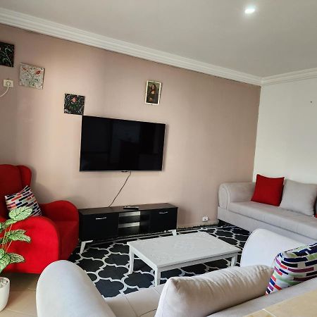 Duplex Bien Equipe Securise Avec Jardin Et Veranda La Marsa Exteriör bild