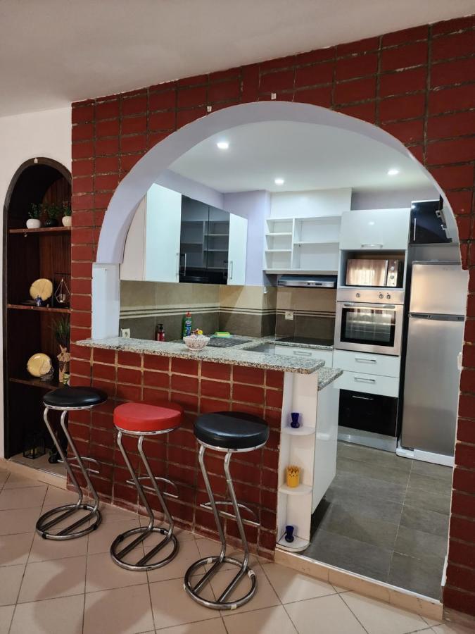 Duplex Bien Equipe Securise Avec Jardin Et Veranda La Marsa Exteriör bild
