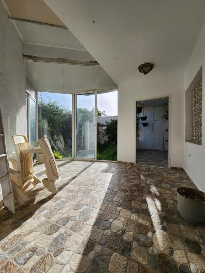 Duplex Bien Equipe Securise Avec Jardin Et Veranda La Marsa Exteriör bild